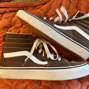 High top brown vans 7.5 woman’s